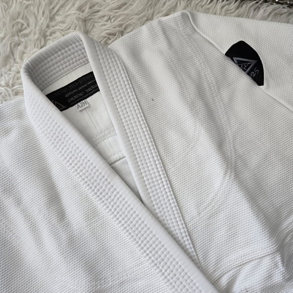 GRACIE JIU-JITSU Gi Jacket (Men). Men Size A2H. New. - Picture 2 of 10
